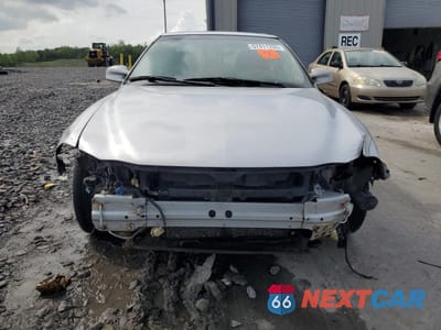 Piąte zdjęcie samochodu w środku: 2001 PONTIAC GRAND AM GT1 VIN:1G2NV12E51C276944 - miniatura