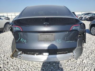 Zdjęcie 6 z 13 samochodu: 2024 TESLA MODEL Y VIN:7SAYGAEE2RF098765 - miniatura