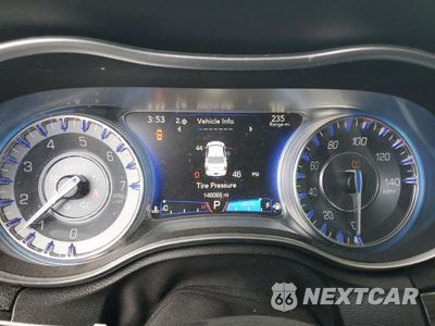 Zdjęcie 9 z 13 samochodu: 2015 CHRYSLER 300 LIMITED VIN:2C3CCAAG8FH749045 - miniatura
