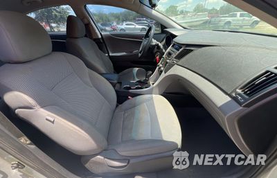 Piąte zdjęcie samochodu w środku: 2014 HYUNDAI SONATA GLS VIN:5NPEB4AC5EH849082 - miniatura