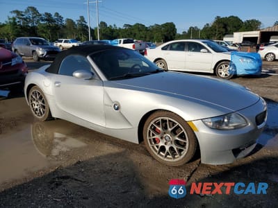 Czwarte zdjęcie samochodu z boku: 2006 BMW Z4 3.0SI VIN:4USBU53566LW91361 - miniatura