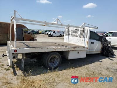 Trzecie zdjęcie samochodu z tyłu: 2017 FORD F350 SUPER DUTY VIN:1FDRF3GT3HEB38035 - miniatura