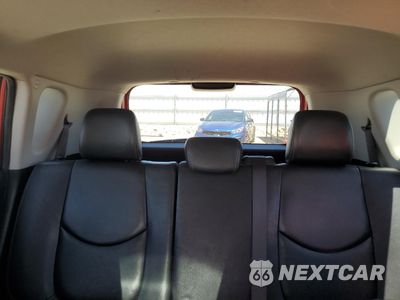 Zdjęcie 10 z 16 samochodu: 2011 KIA SOUL + VIN:KNDJT2A2XB7292824 - miniatura