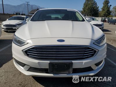 Piąte zdjęcie samochodu w środku: 2018 FORD FUSION SE HYBRID VIN:3FA6P0LU2JR172123 - miniatura