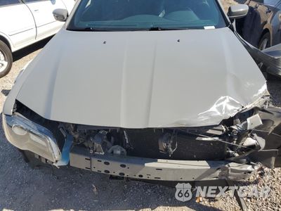 Zdjęcie 11 z 12 samochodu: 2019 CHRYSLER 300 S VIN:2C3CCABG2KH686078 - miniatura