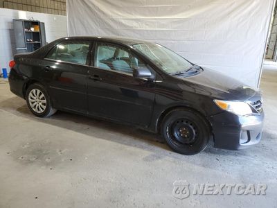 Czwarte zdjęcie samochodu z boku: 2013 TOYOTA COROLLA BASE VIN:2T1BU4EE0DC030118 - miniatura