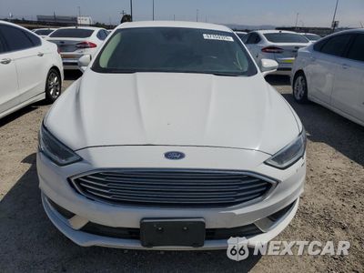 Piąte zdjęcie samochodu w środku: 2018 FORD FUSION SE HYBRID VIN:3FA6P0LU1JR278613 - miniatura