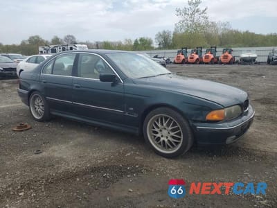 Czwarte zdjęcie samochodu z boku: 1999 BMW 528 I VIN:WBADM5334XBY16407 - miniatura