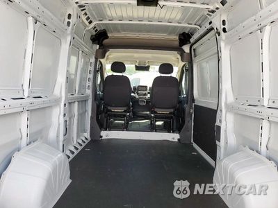 Zdjęcie 10 z 13 samochodu: 2024 RAM PROMASTER 2500 2500 HIGH VIN:3C6LRVCG6RE119112 - miniatura