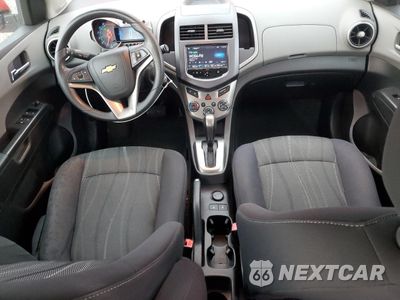Zdjęcie 8 z 14 samochodu: 2013 CHEVROLET SONIC LT VIN:1G1JC6SB5D4170519 - miniatura