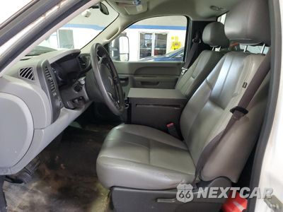 Zdjęcie 7 z 12 samochodu: 2013 CHEVROLET SILVERADO C1500 VIN:1GCNCPEX6DZ900432 - miniatura