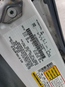 Zdjęcie 12 z 13 samochodu: 2017 FORD FUSION SE HYBRID VIN:3FA6P0LU5HR409150 - miniatura