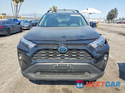 Piąte zdjęcie samochodu w środku: 2024 TOYOTA RAV4 XLE PREMIUM VIN:4T3B6RFV7RU158682 - miniatura