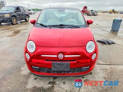 Piąte zdjęcie samochodu w środku: 2015 FIAT 500 POP VIN:3C3CFFAR2FT508434 - miniatura