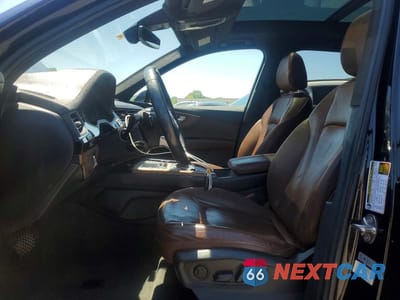 Zdjęcie 7 z 13 samochodu: 2017 AUDI Q7 PREMIUM VIN:WA1AHAF7XHD042424 - miniatura