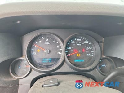 Zdjęcie 9 z 12 samochodu: 2010 CHEVROLET SILVERADO C1500 LS VIN:1GCSCREA1AZ263911 - miniatura