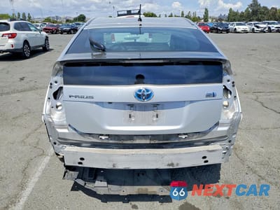 Zdjęcie 6 z 13 samochodu: 2015 TOYOTA PRIUS TWO VIN:JTDKN3DU5F0480151 - miniatura