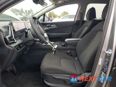 Zdjęcie 7 z 13 samochodu: 2025 KIA SPORTAGE LX VIN:KNDPUCDG1S7216669 - miniatura