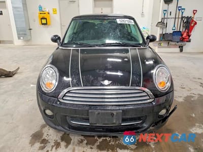 Piąte zdjęcie samochodu w środku: 2012 MINI COOPER VIN:WMWSU3C57CT369637 - miniatura