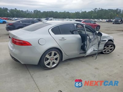 Trzecie zdjęcie samochodu z tyłu: 2017 JAGUAR XE PREMIUM VIN:SAJAD4BG9HA969474 - miniatura