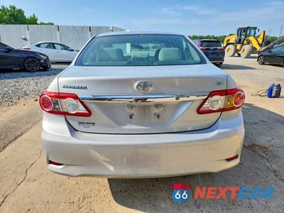 Zdjęcie 6 z 12 samochodu: 2013 TOYOTA COROLLA LE VIN:2T1BU4EE2DC117728 - miniatura