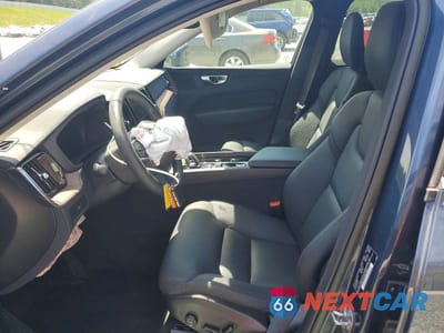 Zdjęcie 7 z 13 samochodu: 2023 VOLVO XC60 PLUS VIN:YV4L12RN6P1199089 - miniatura