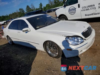 Czwarte zdjęcie samochodu z boku: 2001 MERCEDES-BENZ S 500 VIN:WDBNG75J61A214092 - miniatura