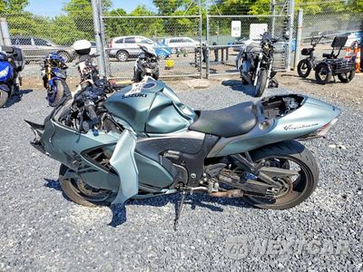 Trzecie zdjęcie samochodu z tyłu: 2025 SUZUKI GSX1300 RR VIN:JS1EJ11B5S7100690 - miniatura