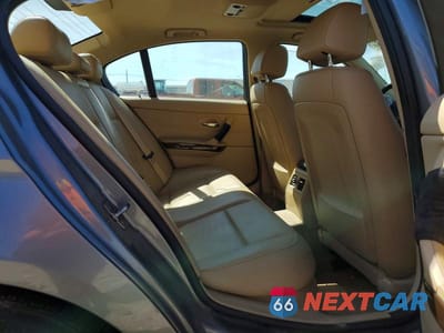 Zdjęcie 10 z 12 samochodu: 2011 BMW 328 XI VIN:WBAPK7C50BA975004 - miniatura