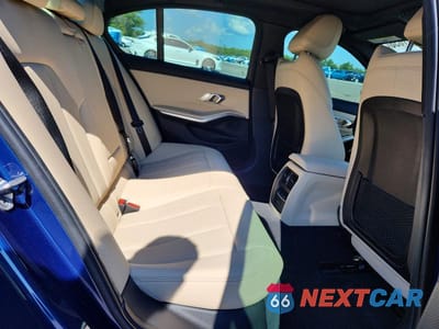 Zdjęcie 10 z 12 samochodu: 2023 BMW 330I VIN:3MW69FF06P8D63281 - miniatura