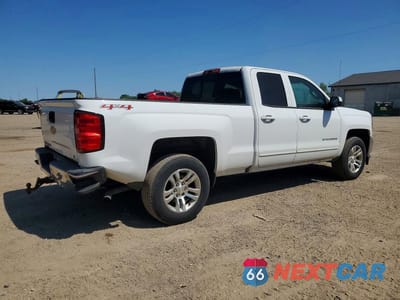 Trzecie zdjęcie samochodu z tyłu: 2016 CHEVROLET SILVERADO K1500 LT VIN:1GCVKREC8GZ228552 - miniatura