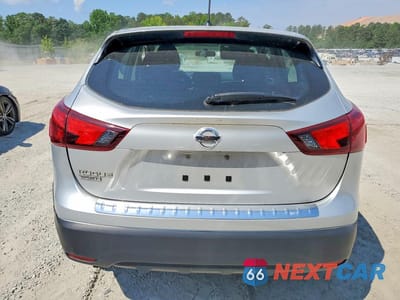 Zdjęcie 6 z 12 samochodu: 2018 NISSAN ROGUE SPORT S VIN:JN1BJ1CP5JW102710 - miniatura