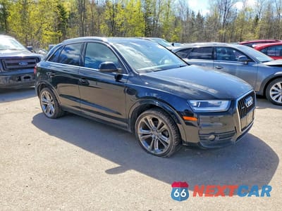 Czwarte zdjęcie samochodu z boku: 2015 AUDI Q3 PRESTIGE VIN:WA1GFEFS7FR013510 - miniatura