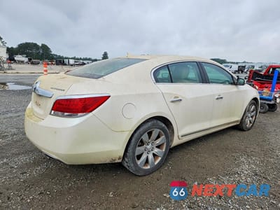 Trzecie zdjęcie samochodu z tyłu: 2013 BUICK LACROSSE PREMIUM VIN:1G4GF5E39DF218157 - miniatura