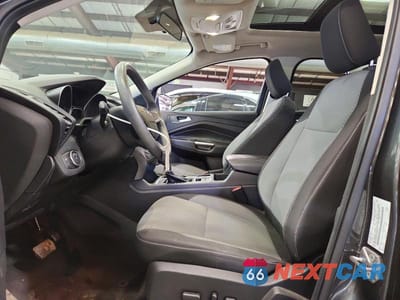 Zdjęcie 7 z 13 samochodu: 2018 FORD ESCAPE SE VIN:1FMCU9GDXJUA65913 - miniatura