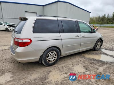 Trzecie zdjęcie samochodu z tyłu: 2005 HONDA ODYSSEY EX VIN:5FNRL38455B421924 - miniatura
