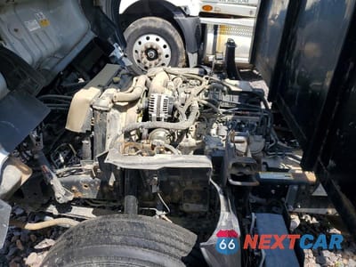Zdjęcie 7 z 10 samochodu: 2019 ISUZU NPR HD VIN:54DC4W1B3KS812500 - miniatura
