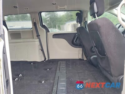 Zdjęcie 10 z 13 samochodu: 2014 DODGE GRAND CARAVAN SXT VIN:2C4RDGCG6ER253575 - miniatura