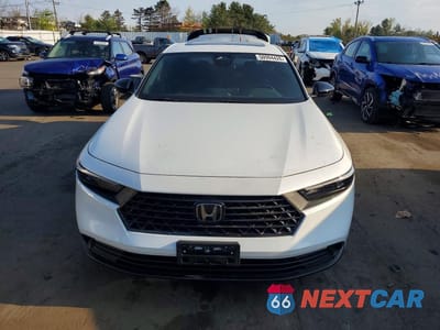 Piąte zdjęcie samochodu w środku: 2023 HONDA ACCORD HYBRID SPORT VIN:1HGCY2F59PA046856 - miniatura