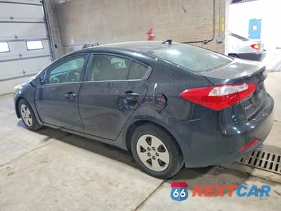 Drugie zdjęcie samochodu z przodu: 2016 KIA FORTE LX VIN:KNAFK4A6XG5539556 - miniatura