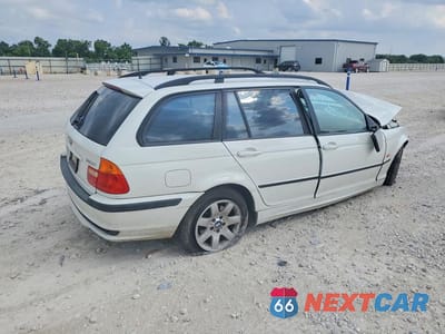 Trzecie zdjęcie samochodu z tyłu: 2000 BMW 323 IT VIN:WBAAR3348YJM00434 - miniatura