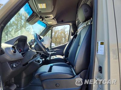 Zdjęcie 7 z 13 samochodu: 2021 MERCEDES-BENZ SPRINTER 2500 DELIVERY VAN VIN:W1Y40BHY5MT063876 - miniatura