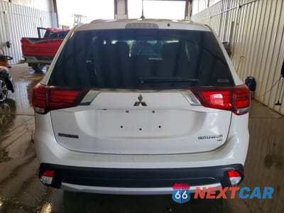 Zdjęcie 6 z 13 samochodu: 2016 MITSUBISHI OUTLANDER SE VIN:JA4AZ3A34GZ003276 - miniatura