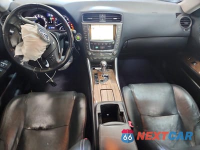 Zdjęcie 8 z 13 samochodu: 2010 LEXUS IS 250 VIN:JTHBF5C22A5125666 - miniatura
