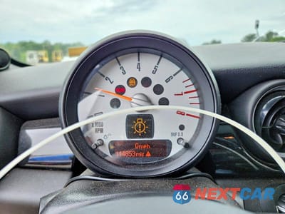 Zdjęcie 9 z 12 samochodu: 2013 MINI COOPER S VIN:WMWSV3C51DT478366 - miniatura