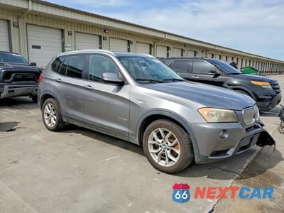 Czwarte zdjęcie samochodu z boku: 2011 BMW X3 XDRIVE35I VIN:5UXWX7C52BL734063 - miniatura