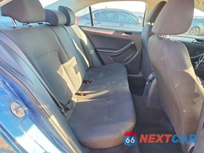 Zdjęcie 10 z 12 samochodu: 2016 VOLKSWAGEN JETTA SE VIN:3VWD67AJXGM345279 - miniatura