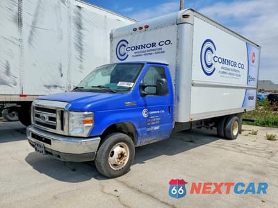 2016 FORD E450 BOX TRUCK 1FDWE4FLXGDC07725 - główne zdjęcie licytacji z USA - miniatura