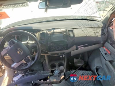 Zdjęcie 8 z 13 samochodu: 2015 TOYOTA TACOMA ACCESS CAB VIN:5TFTX4CN1FX052177 - miniatura