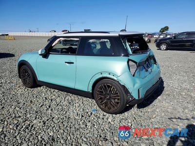 Drugie zdjęcie samochodu z przodu: 2025 MINI COOPER S VIN:WMW23GD0XS2X14368 - miniatura